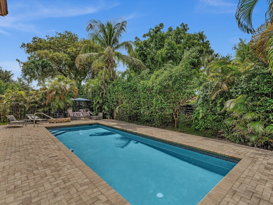 Photo of 3971 NW 5th Drive