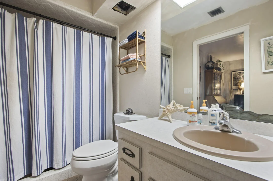 Photo of 5407 Sunset Boulevard