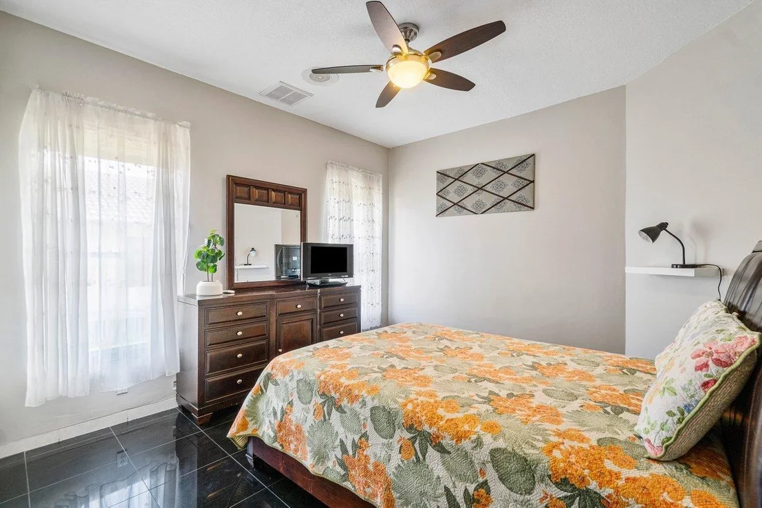 Photo of 648 Riviera Drive