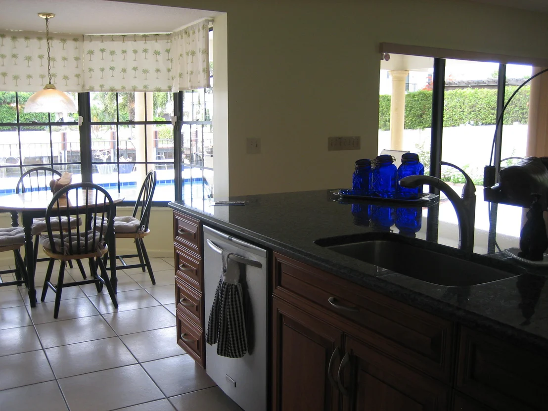 Photo of 963 Allamanda Drive