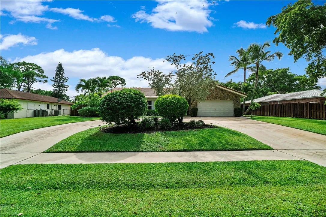 Photo of 3578 Lakeview Drive