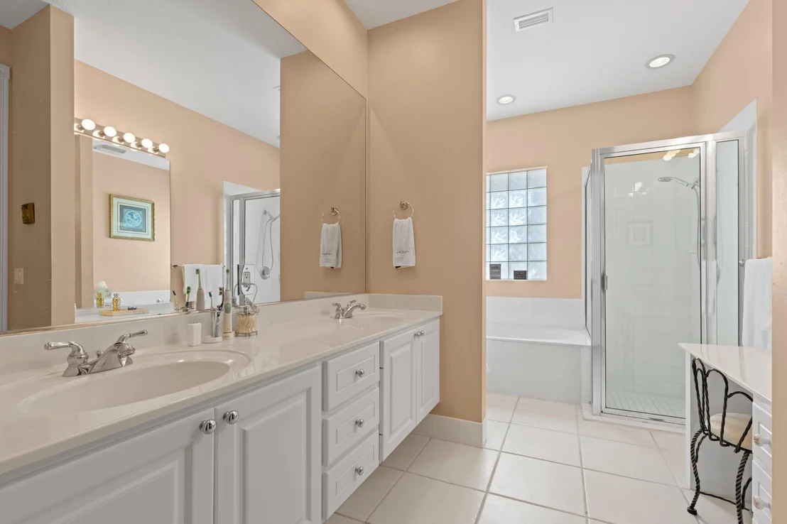 Photo of 8418 Arima Lane
