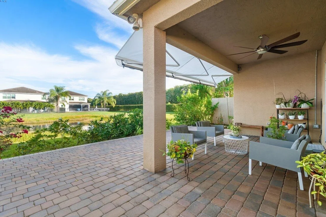 Photo of 15434 Blue River Road