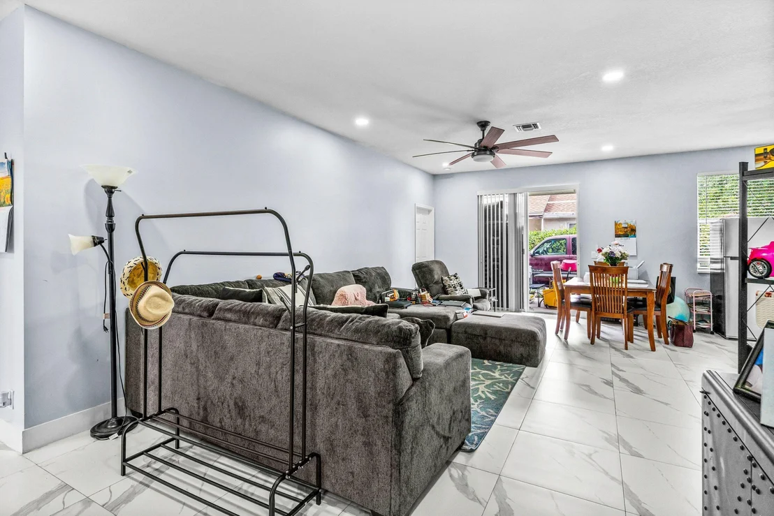 Photo of 1087 Salmon Isle