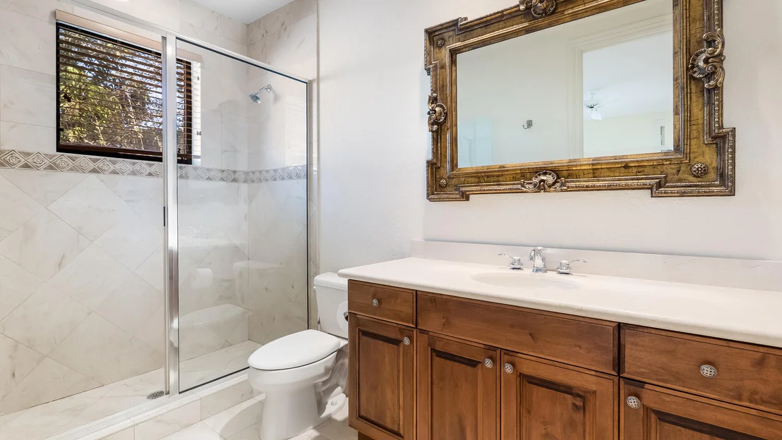 Photo of 17602 Middle Lake Drive