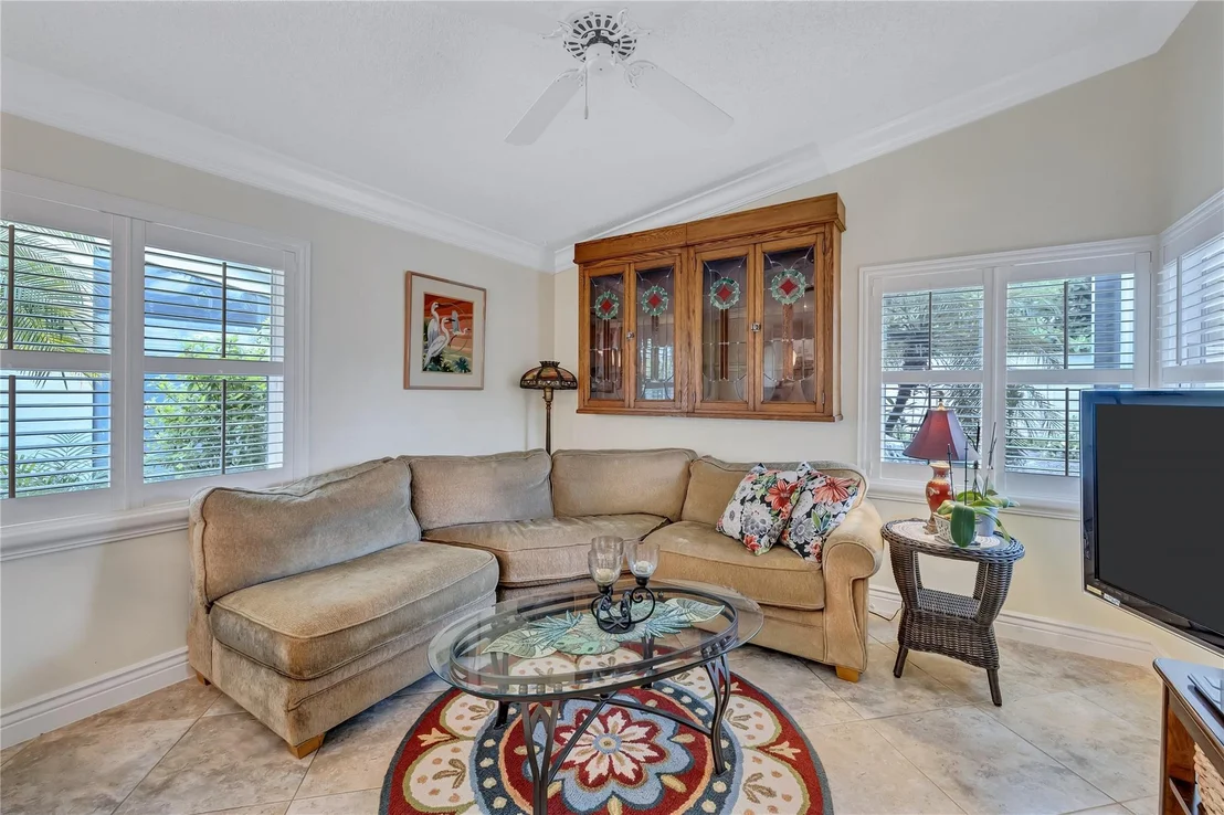 Photo of 8381 Leeway Lane