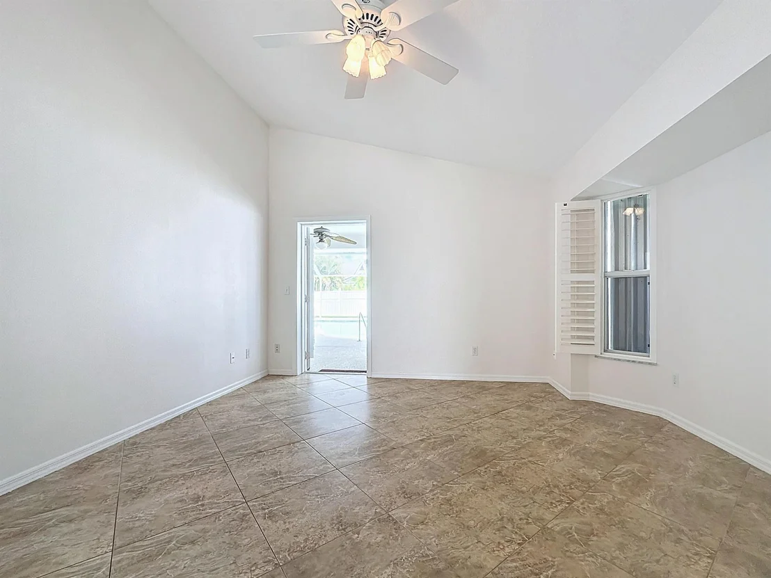Photo of 3940 8th Place