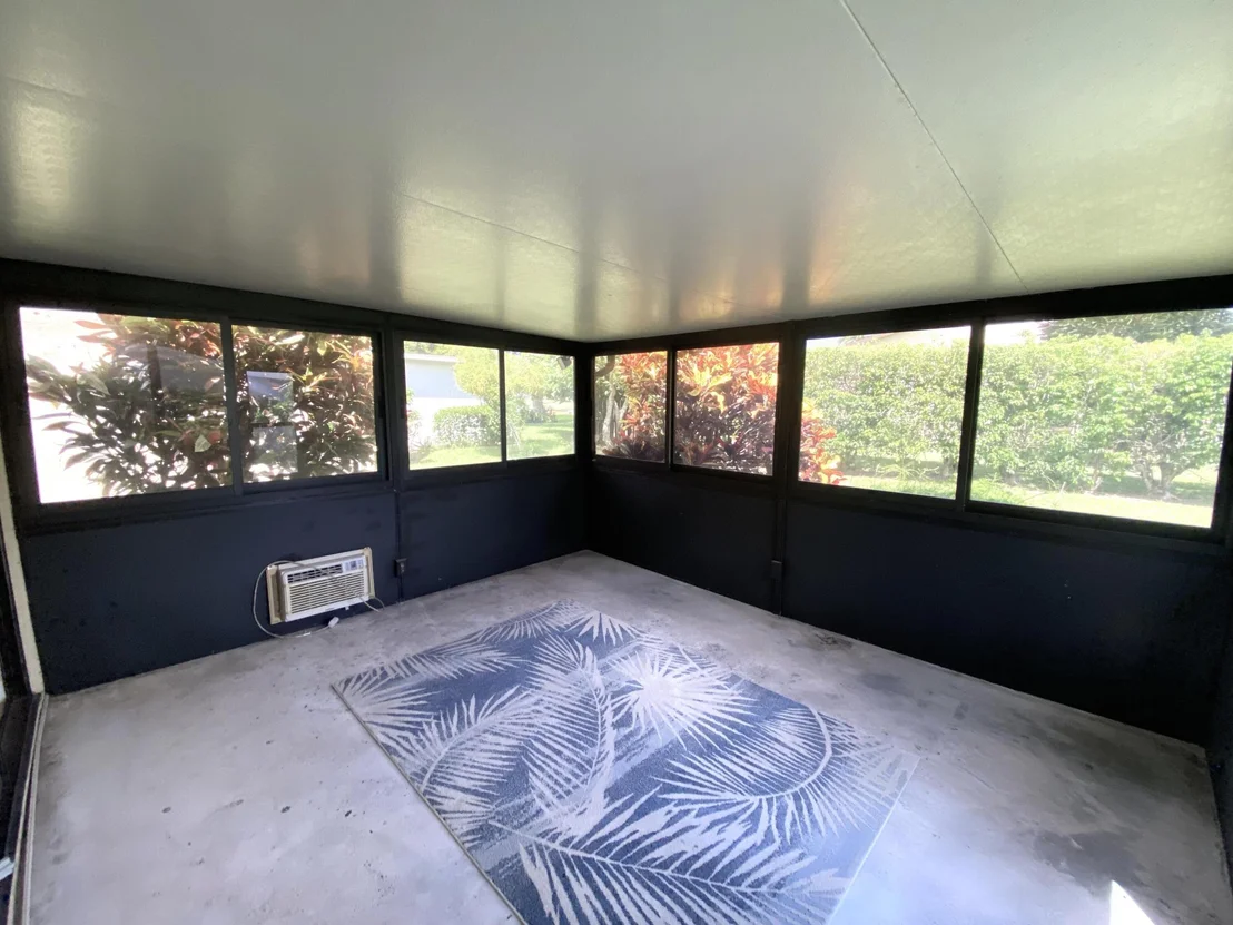Photo of 5304 Mirror Lakes Boulevard