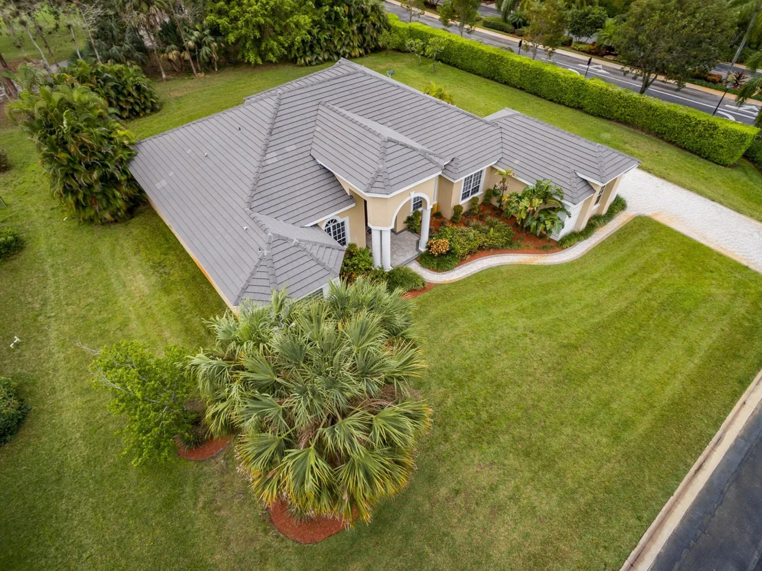 Photo of 809 Forest Glen Lane