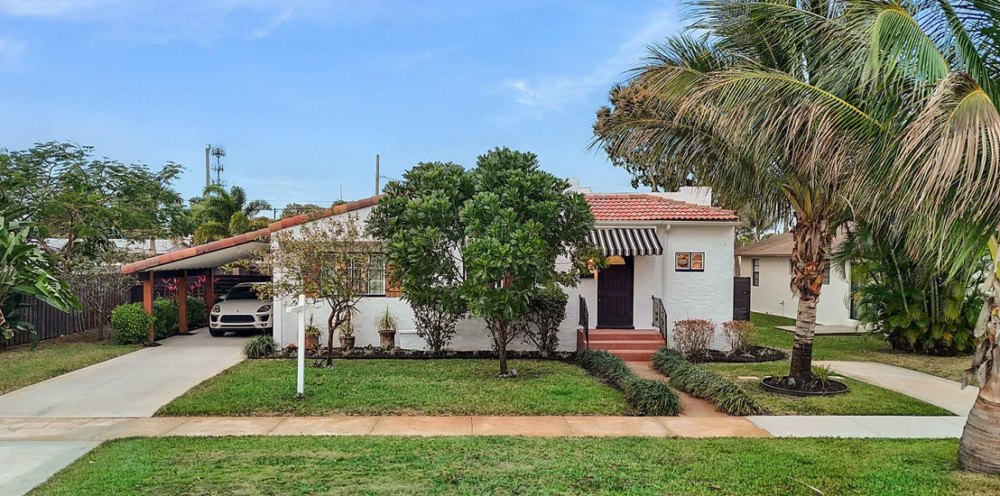 Photo of 525 Evergreen Drive