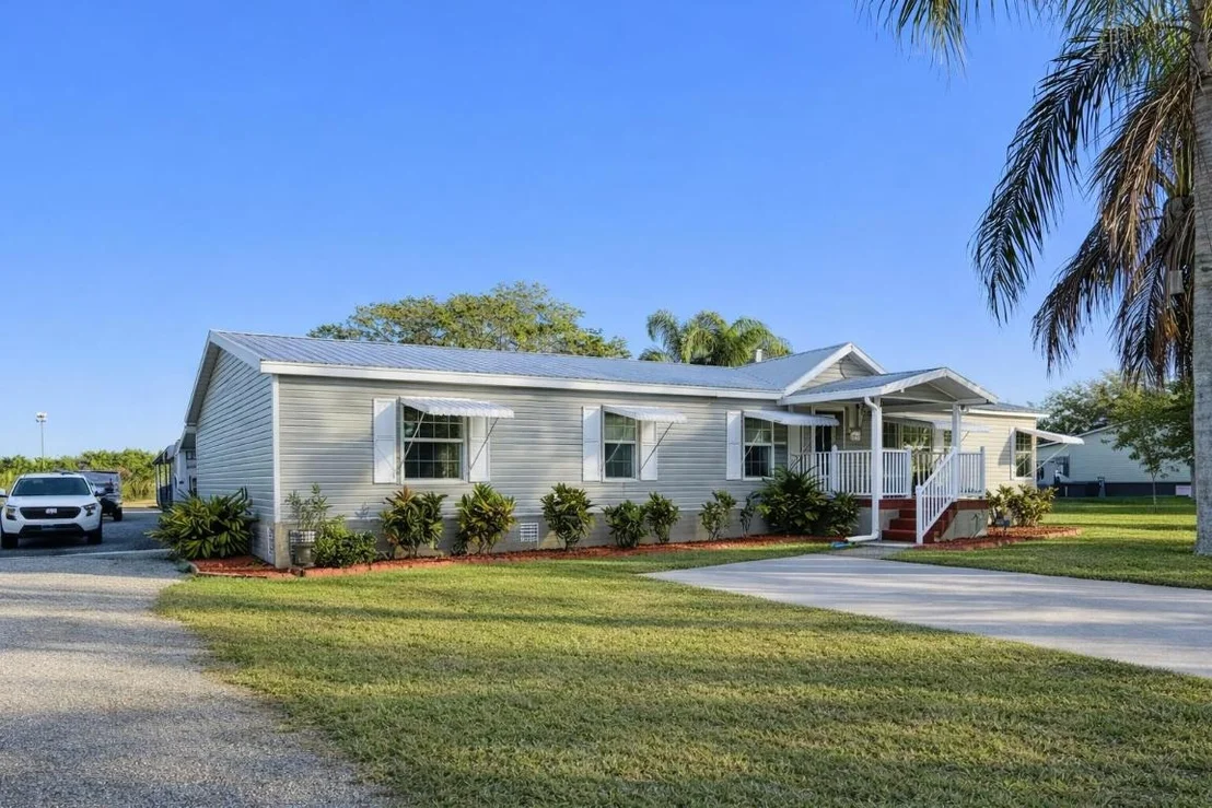 Photo of 4096 SW 9th Way