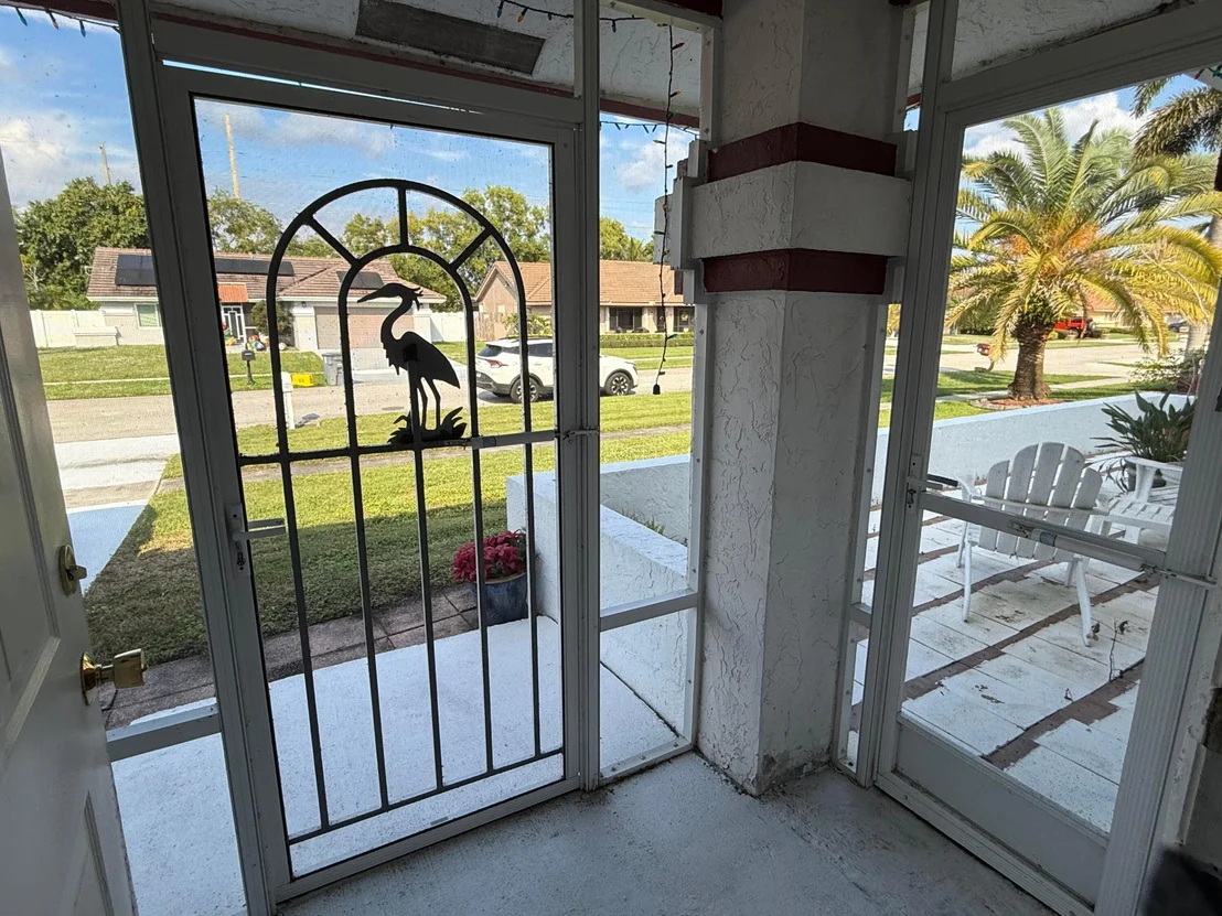 Photo of 9271 Sun Pointe Drive