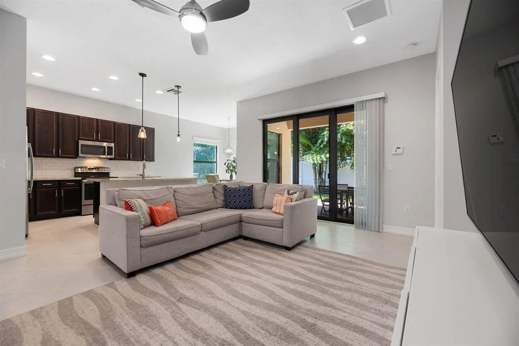 Photo of 8098 Rainforest Jasper Lane