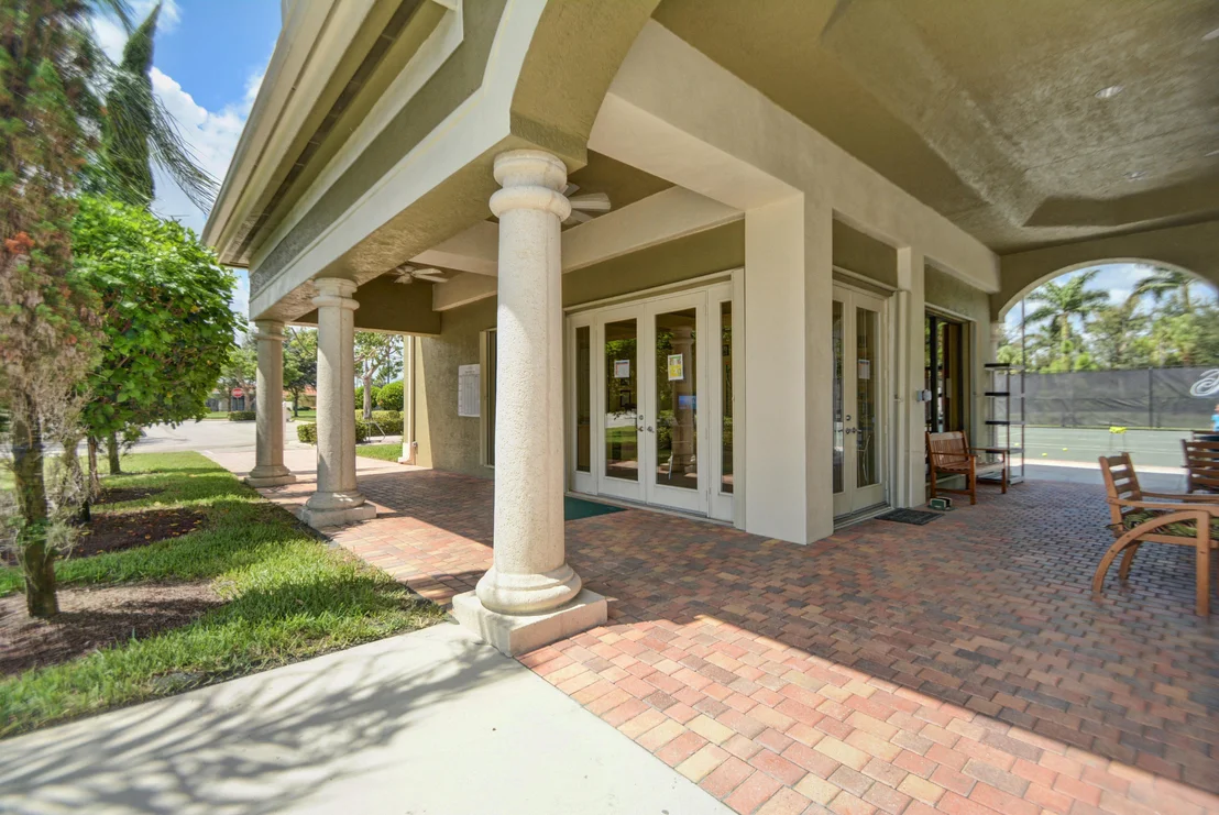 Photo of 6943 Boscanni Drive