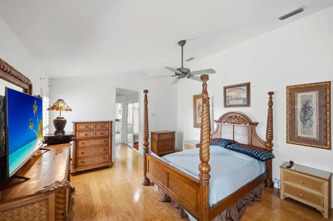 Photo of 1002 Ibis Avenue