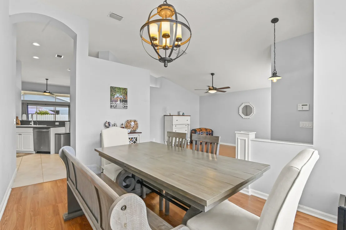 Photo of 6319 Foster Street