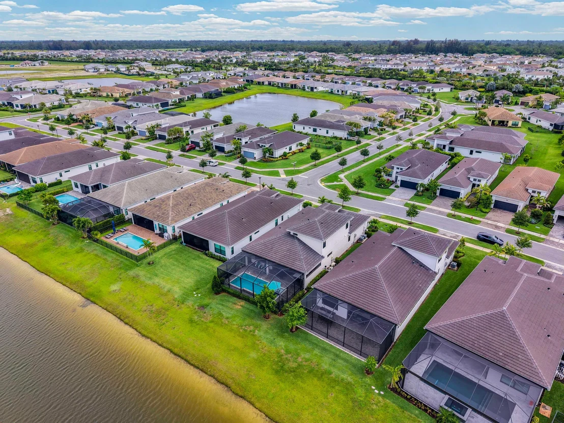Photo of 15829 Key Biscayne Lane