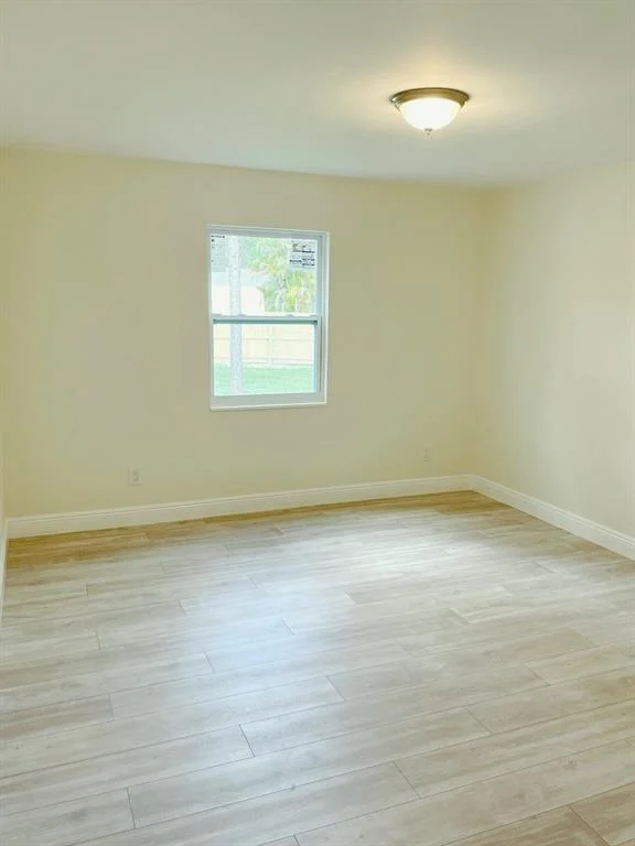Photo of 5486 Avocado Boulevard