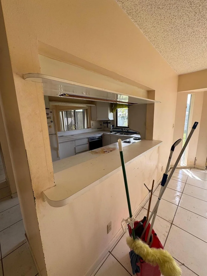 Photo of 702 Enfield Road