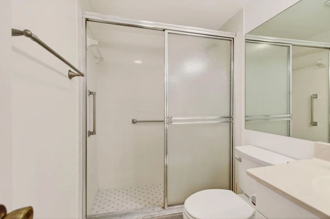 Photo of 2035 Cornwall B