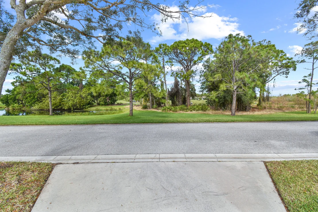Photo of 8205 SE Double Tree Drive
