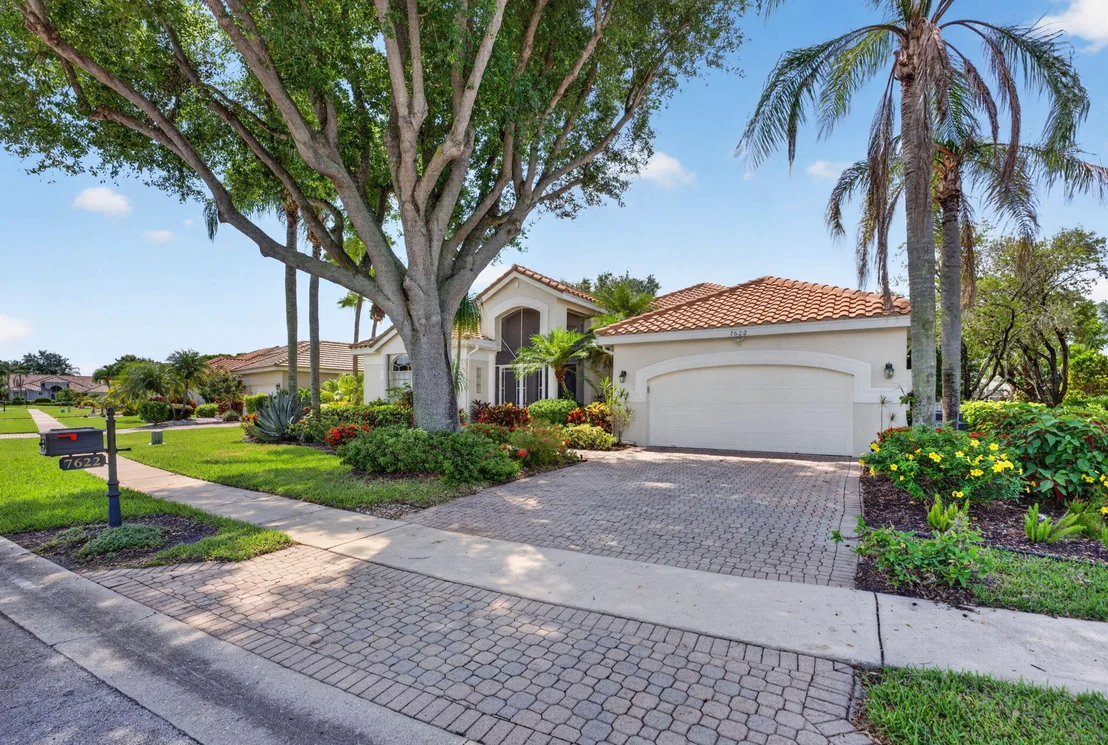 Photo of 7622 Northport Drive