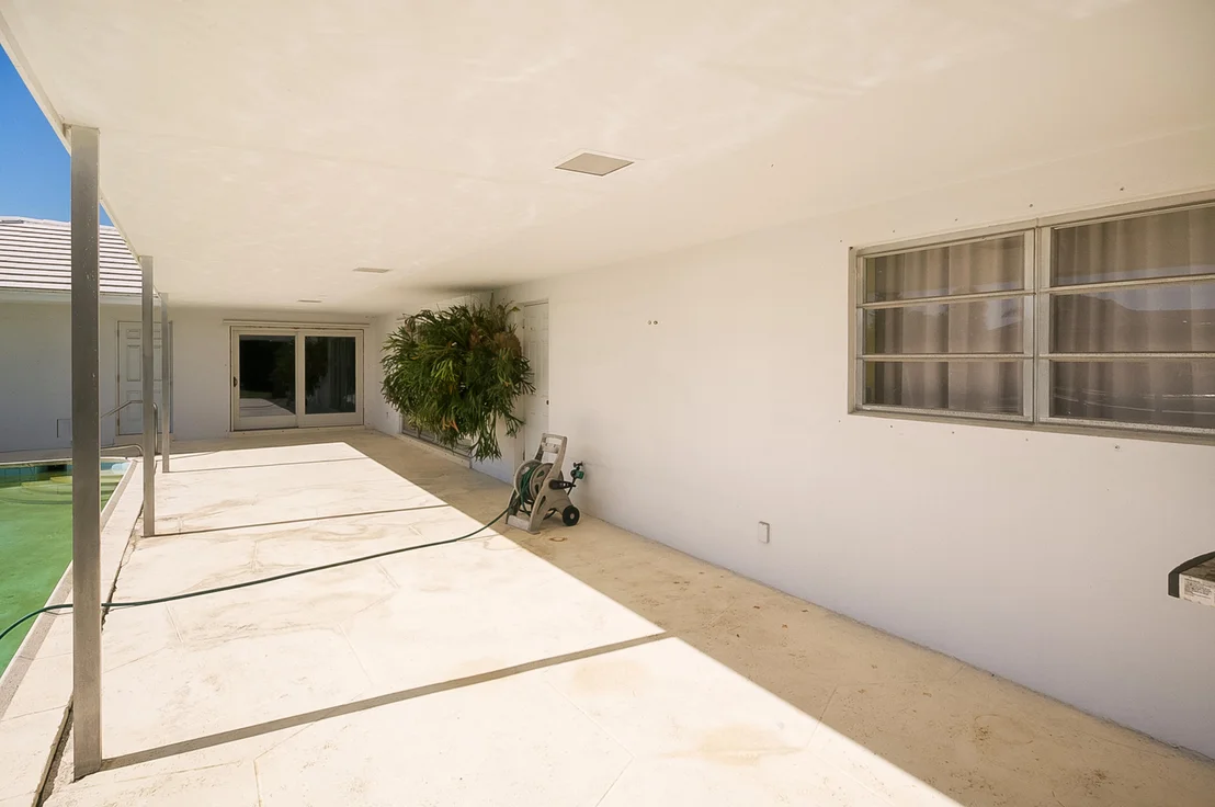 Photo of 930 Emerald Row