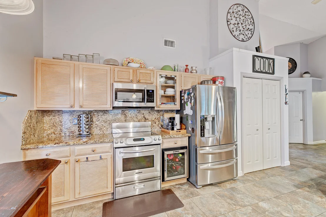 Photo of 1006 Center Street