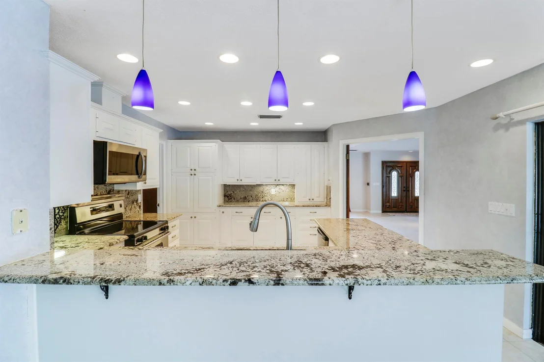 Photo of 316 River Drive