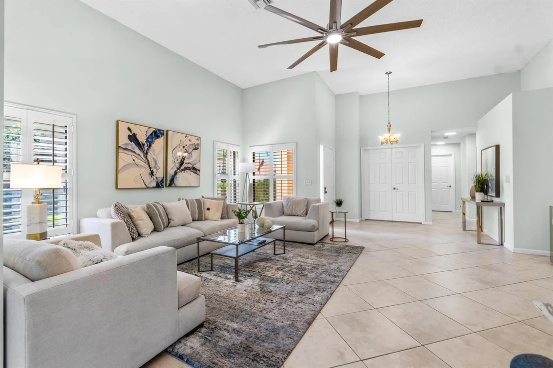 Photo of 900 Windermere Way