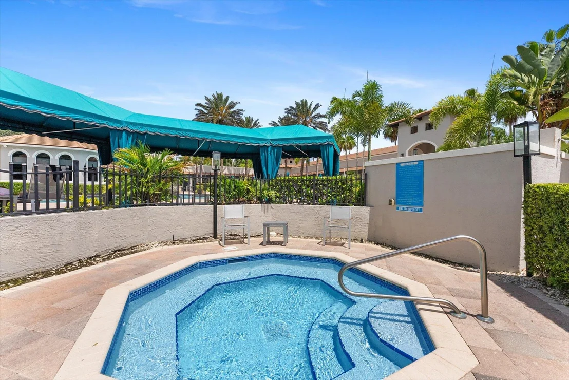 Photo of 19335 Skyridge Circle