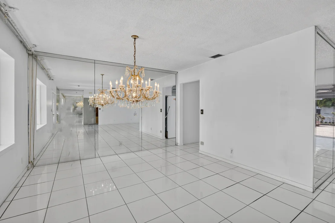 Photo of 410 Bonaventure Boulevard