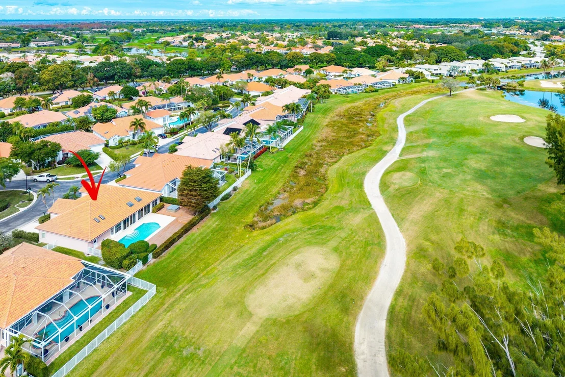 Photo of 230 Eagleton Estate Boulevard
