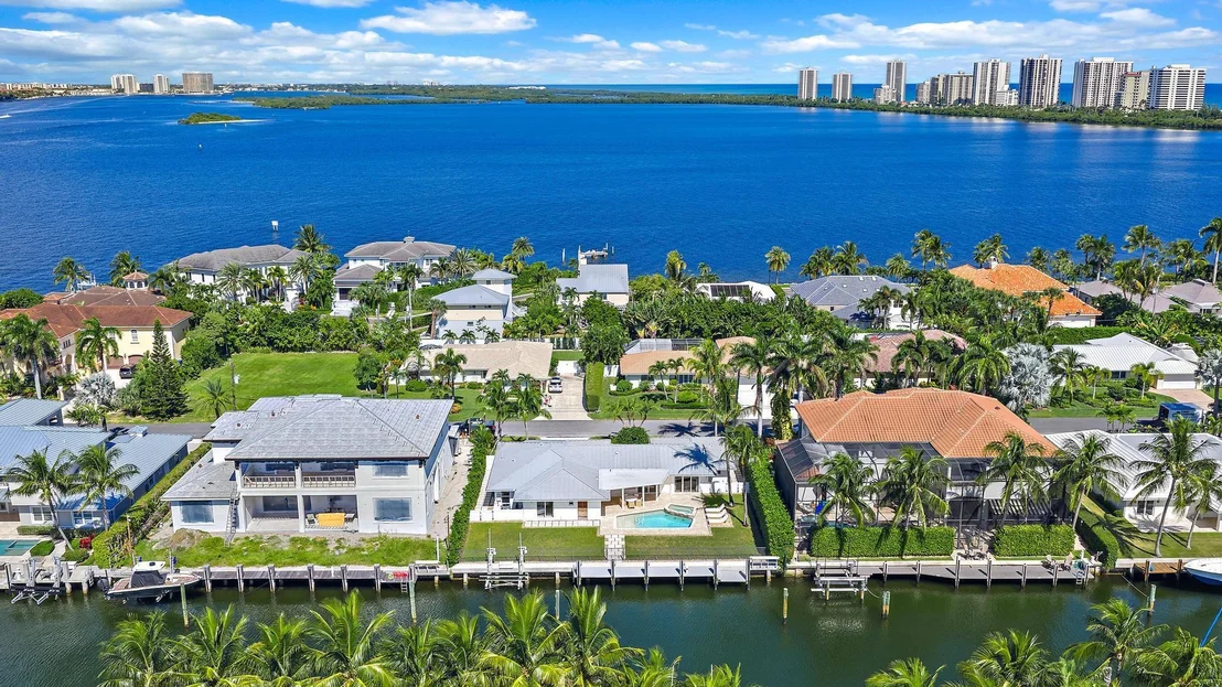 Photo of 1051 Gulfstream Way