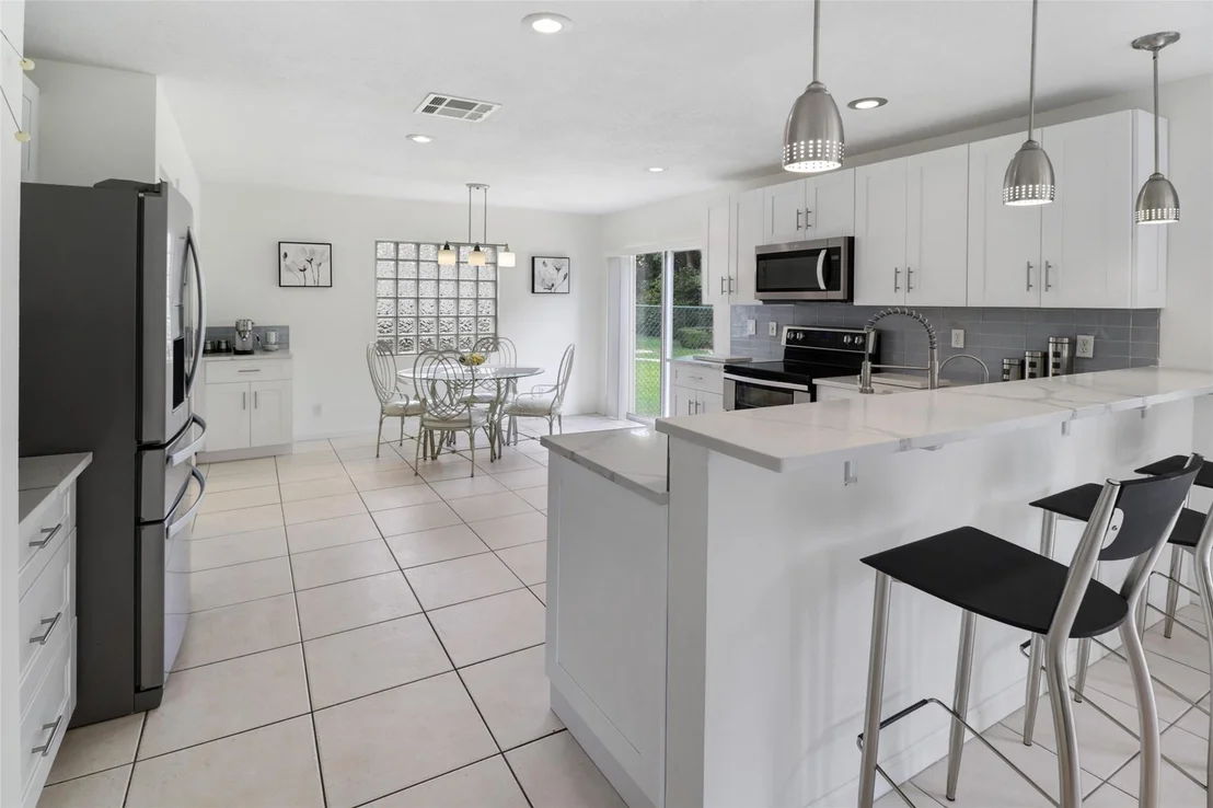 Photo of 1160 Rialto Drive