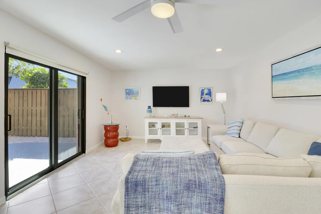 Photo of Unit 5A at 1420 Ocean Way