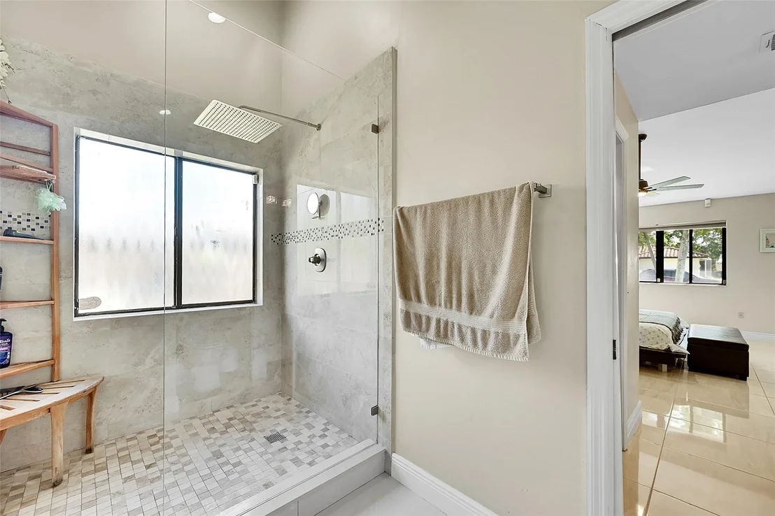 Photo of 62 W Palm Drive