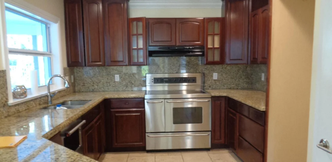Photo of 3411 SE Fairway W
