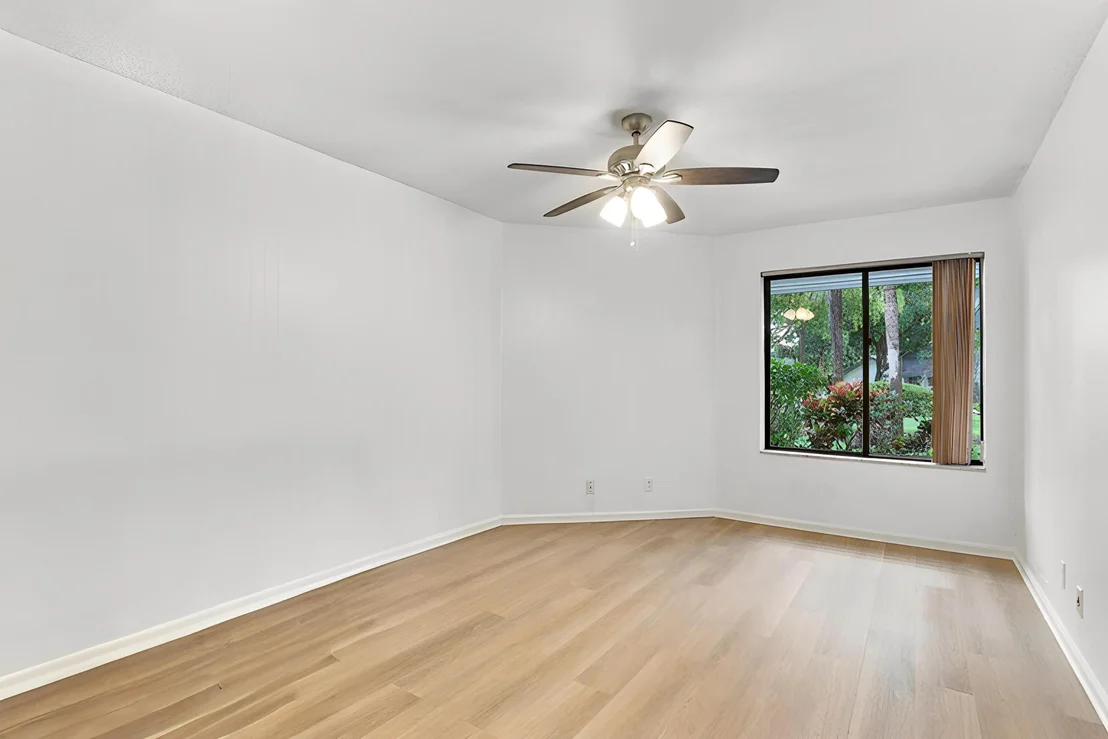 Photo of 5086 Pine Drive