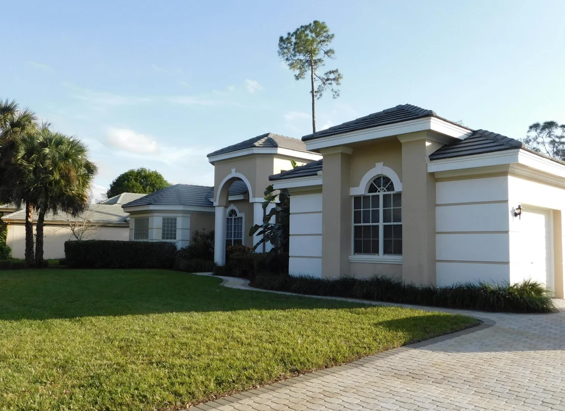 Photo of 809 Forest Glen Lane