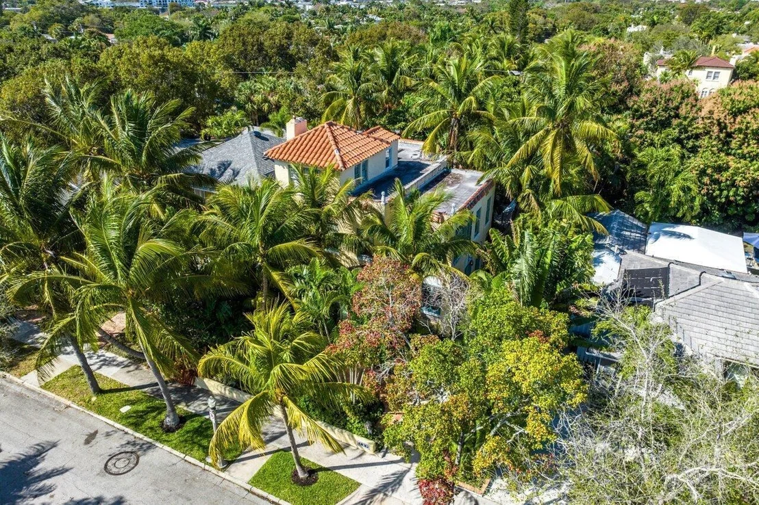 Photo of 739 Sunset Road