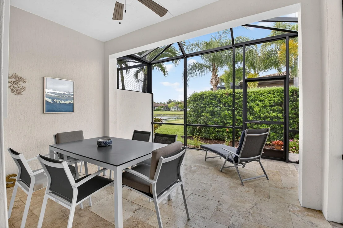 Photo of 7818 Serra Way