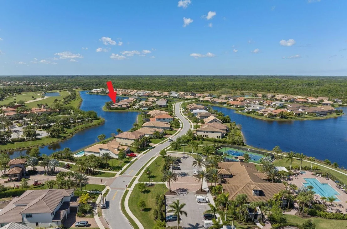 Photo of 210 Alcove Point Lane