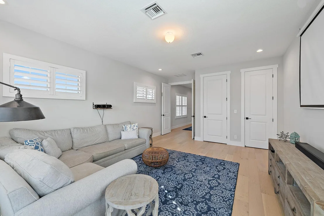 Photo of 9316 Crestview Circle