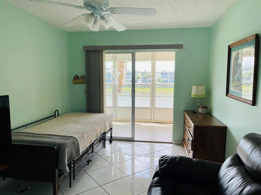 Photo of 3018 Wolverton A