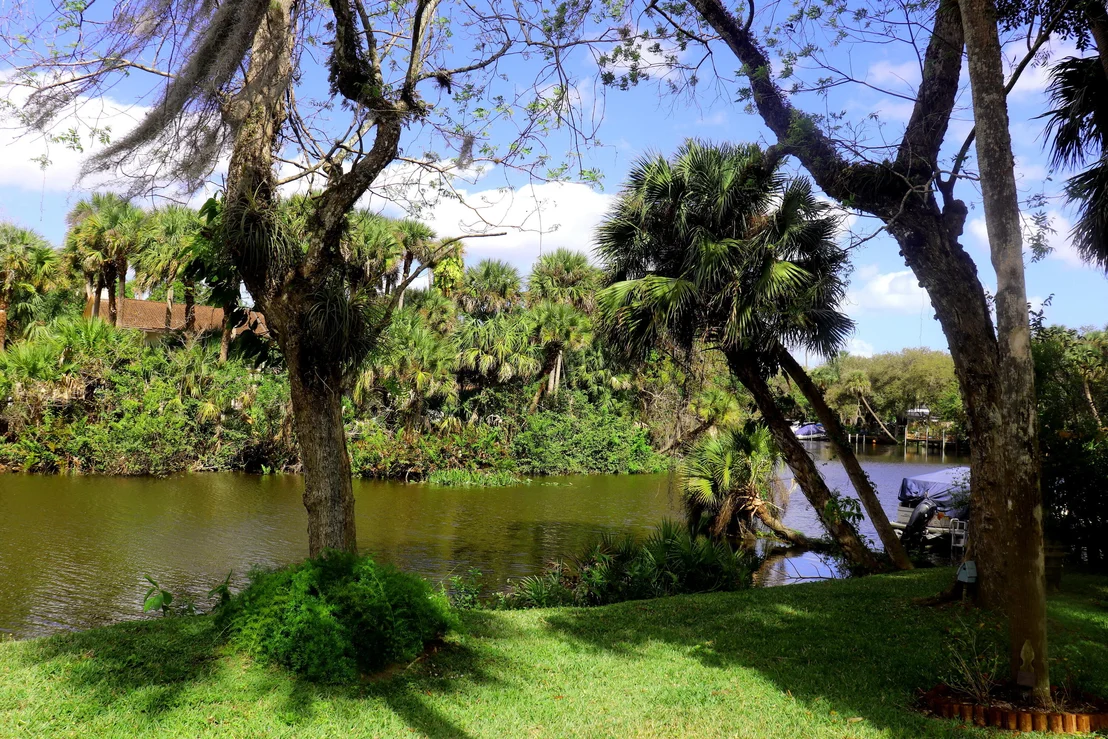 Photo of 6418 Riverland Drive