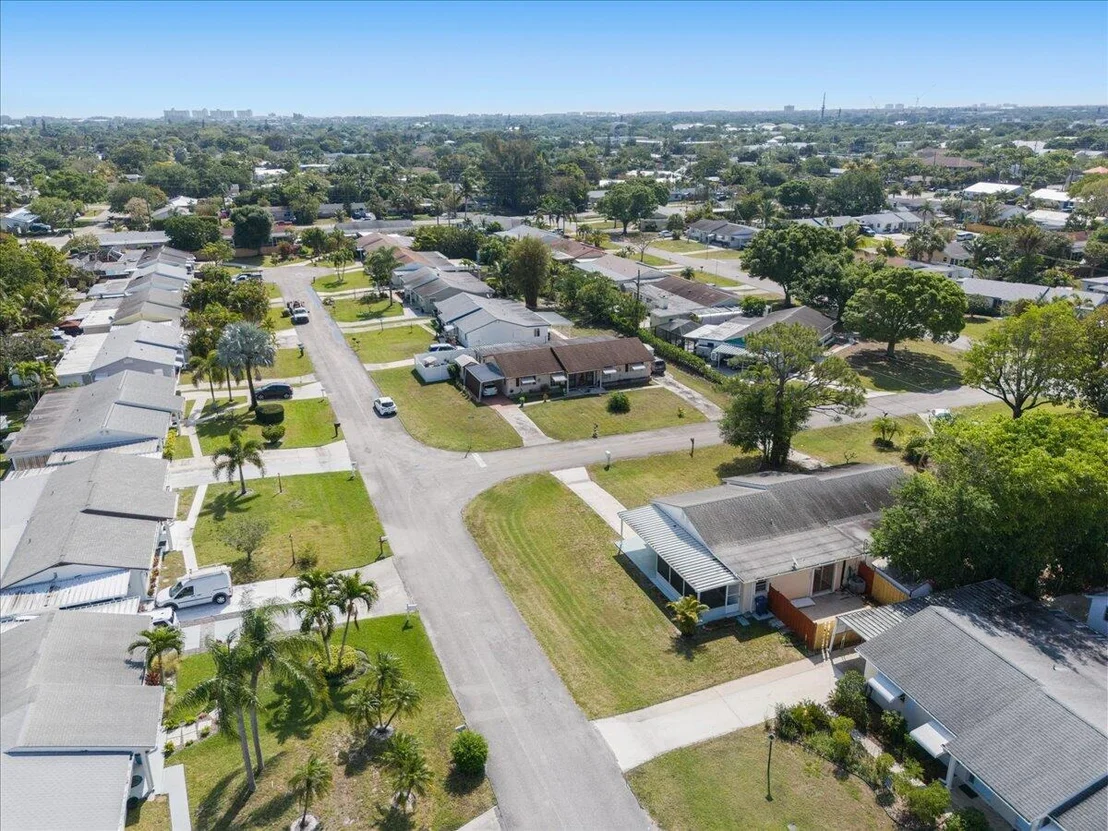 Photo of 310 Stillwater Drive