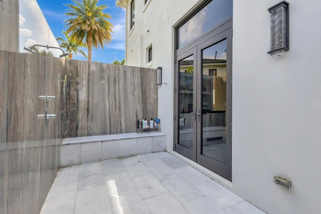 Photo of 820 Floret Drive