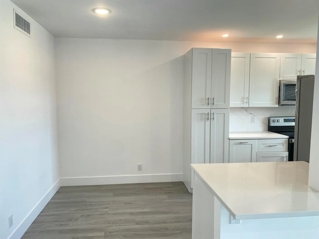 Photo of Unit 306 at 600 Pine Drive