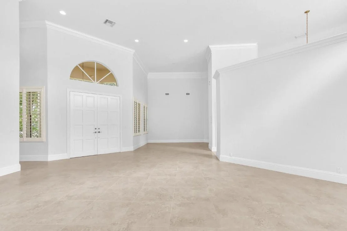 Photo of 18517 SE Heritage Drive